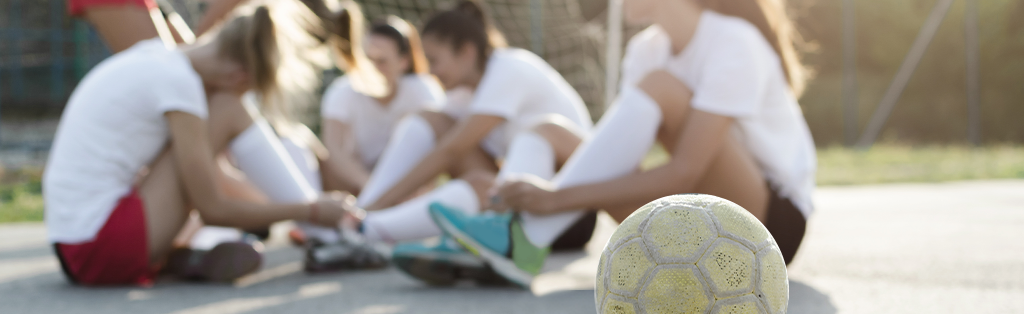 Handball group girls court 1024x314 1