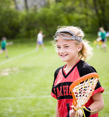 Lacrosse girl closeup racket 353x378 1