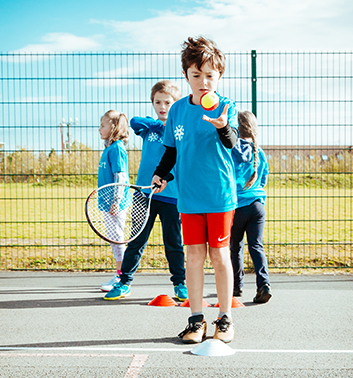 Tennis boy ball racket 353x378 1